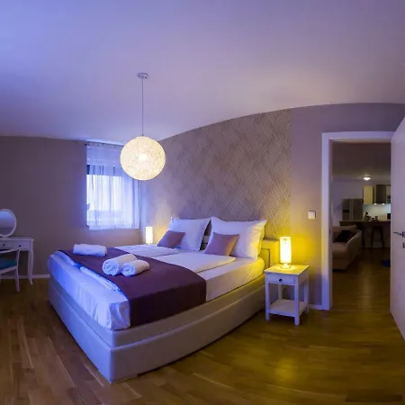 Royal Chica Cure Hotel